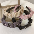 Fashionable Hairband with Sparkling Gems