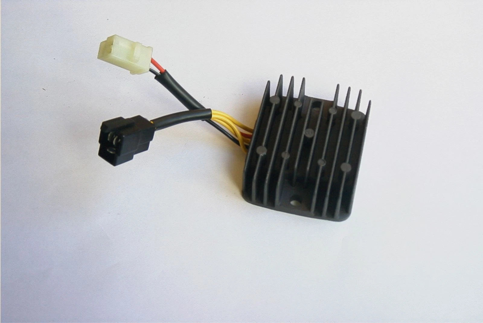 Regulator/rect<wbr/>ifier For Suzuki Gsx-r 400 Rl 1990