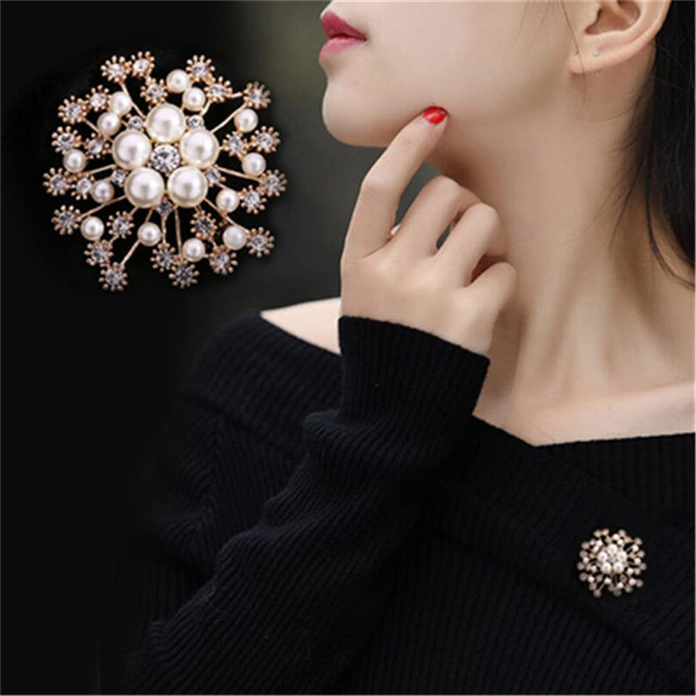 Alloy Brooch with Garland Design