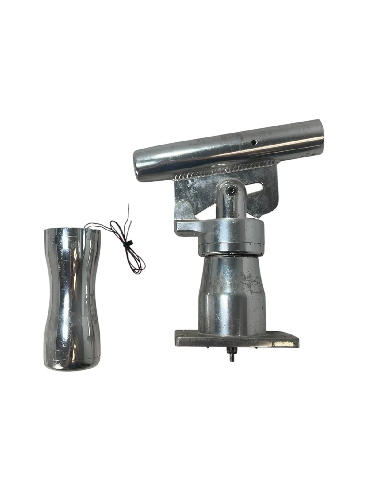 Tigress Tigershark I Single Electric Outrigger Holder 12V, Port Side