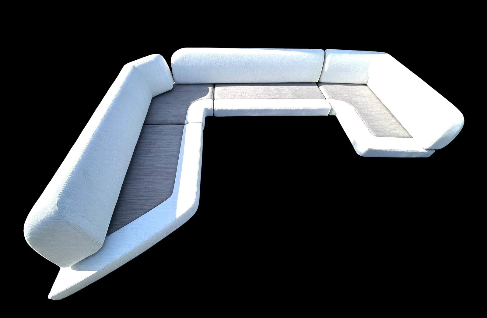 Azimut 2019, Atlantis Coupe 51 Sectional Lounge Space Cushion Set