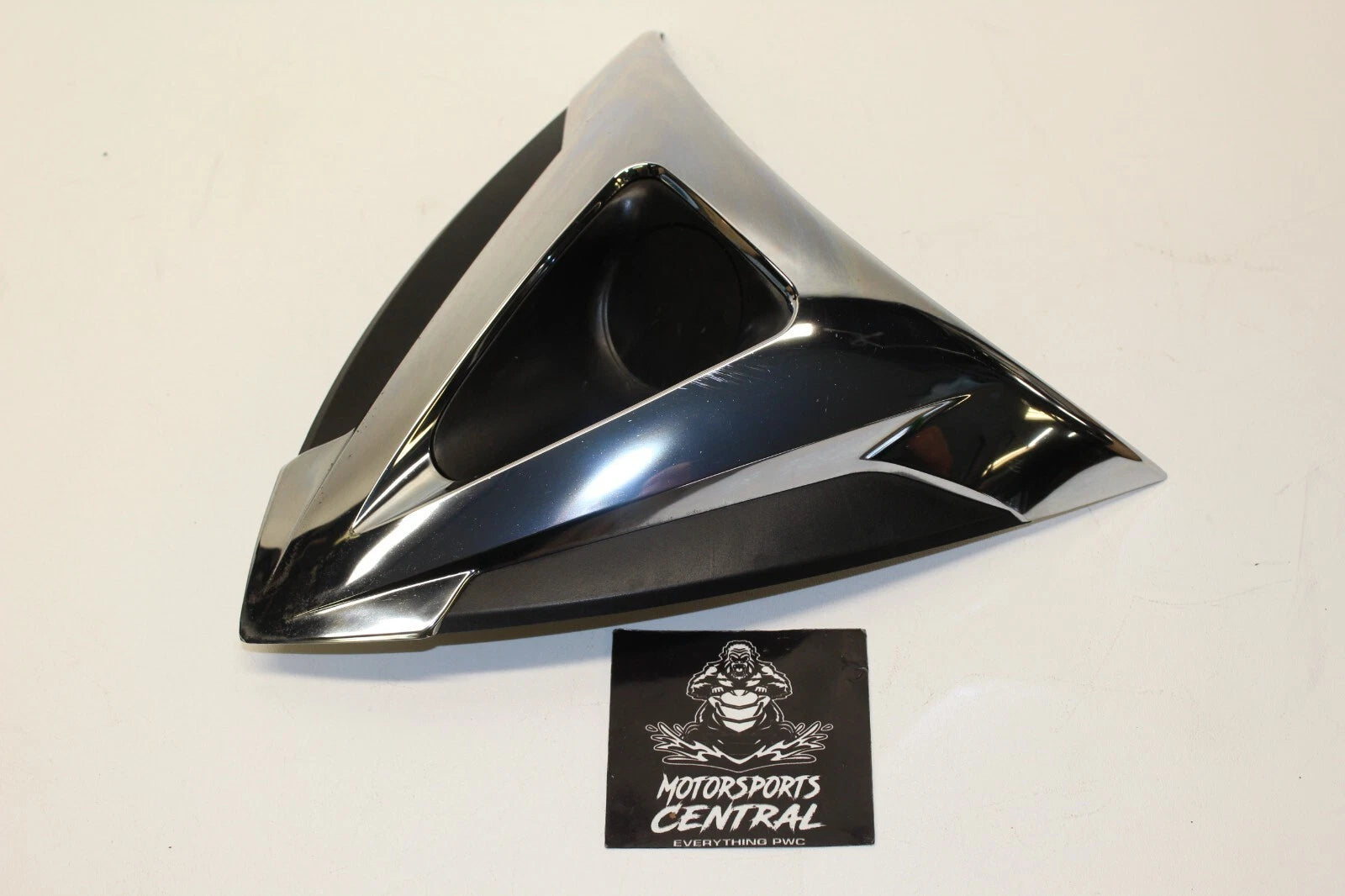 Sea-doo Gtx 4-tec 155 Oem Hood Storage Chrome Grill Trim 269500994