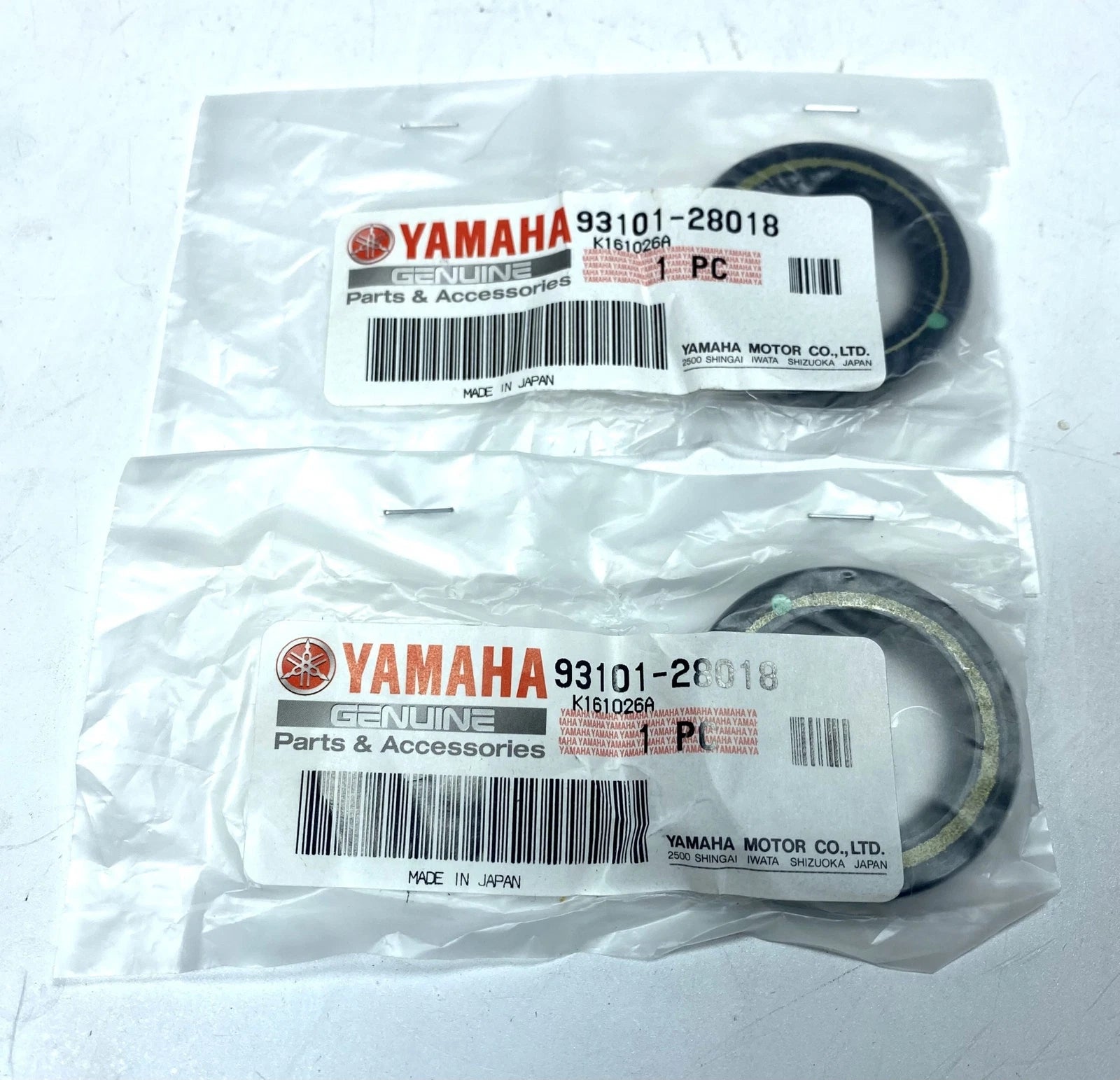 '-New- Yamaha 93101-28018 , Prop Shaft Oil Seal Oem - 2 Pack