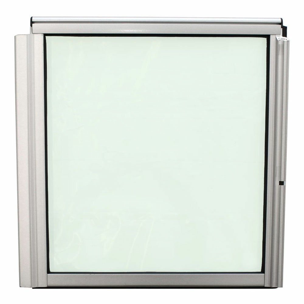 Center Walkthrough Windshield Lund Boat Pro V by Lund