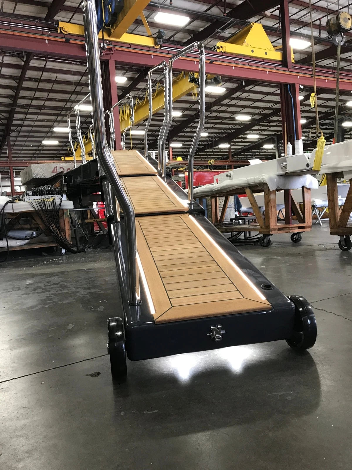 Nautical Structures Polished Passerole W/ Teak Flooring &Amp; 5hp Hpu