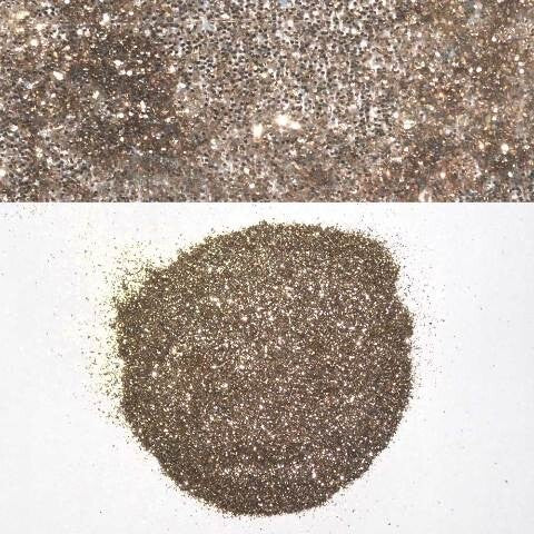 Ranger Boat Metal Glitter Flake Sand Gold 8oz by Ranger
