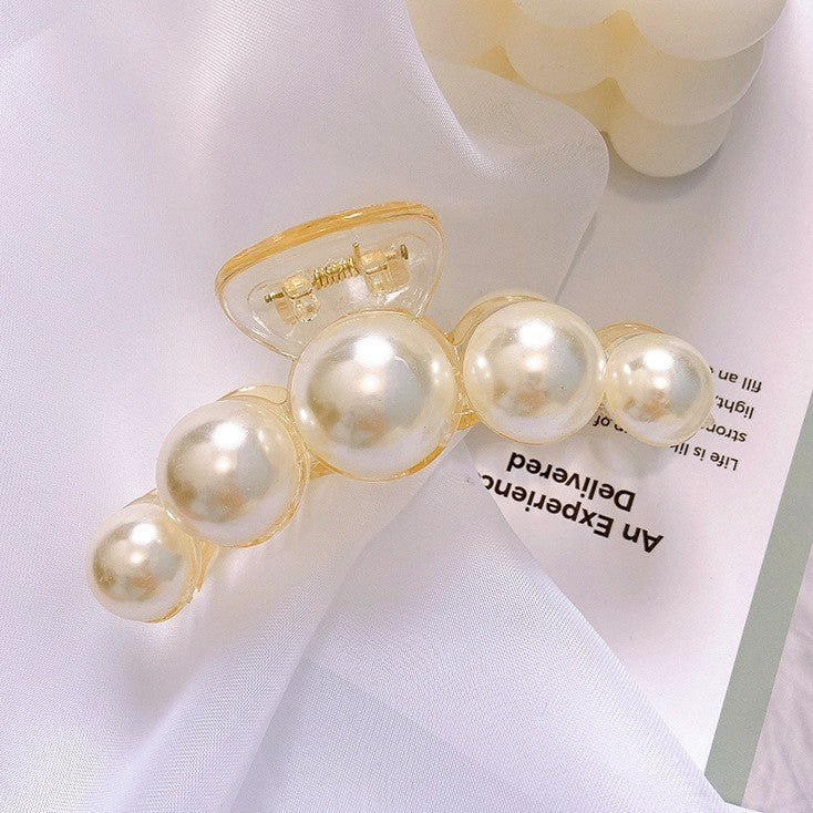 Korean Pearl Hair Jaw for Unique Styling
