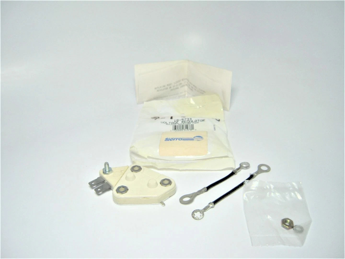 Sierra 18-5733 Boat Motor Voltage Regulator Kit *Replaces Mercrusier