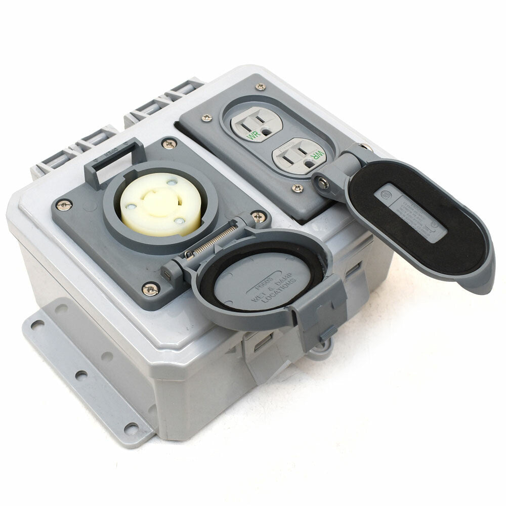 Tracker Boat Outlet Box 125 Volt 20 Amp by Tracker