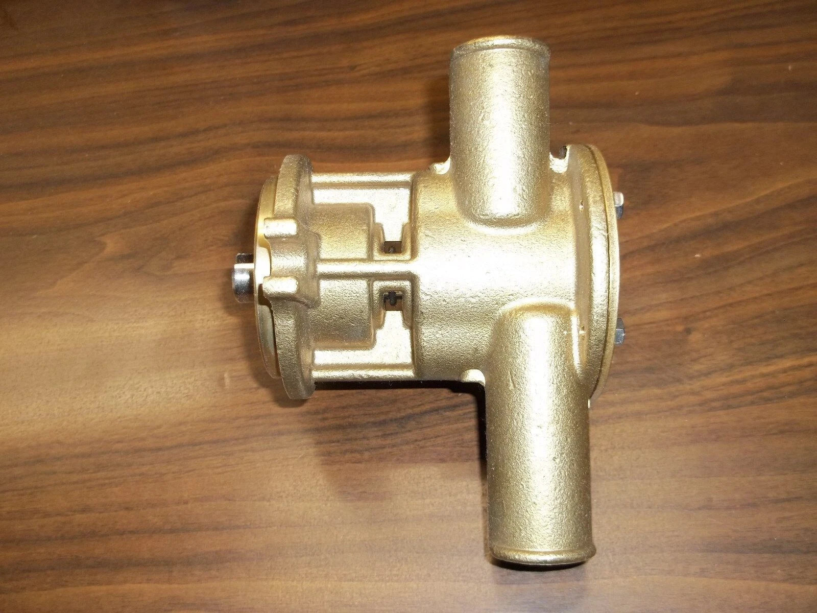 Sea Water Pump – Volvo Penta KAD/KAMD/TMD/TAMD