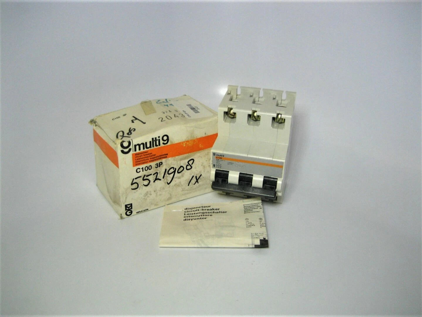 Merlin Gerin 20433 Multi 9 System C100 3-pole 380vac 32amp Circuit