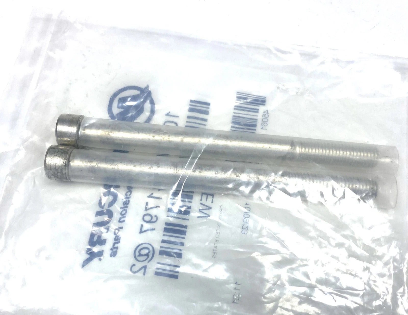 '-New- Mercury 10-8m0041797, Cylinder Head Screws - 2 Pack