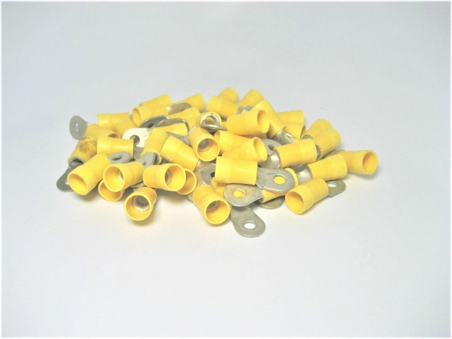 *Lot Of 50* 16-14 Awg 1/4" Stud Vinyl Insulated Battery Post Ring