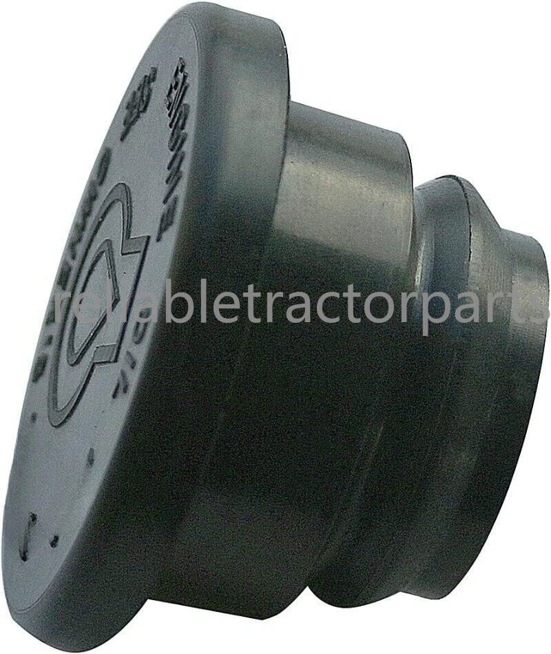 Oil Filler Cap 6703736 Fits For Bobcat 7753 763 753 743 751 S150 S185