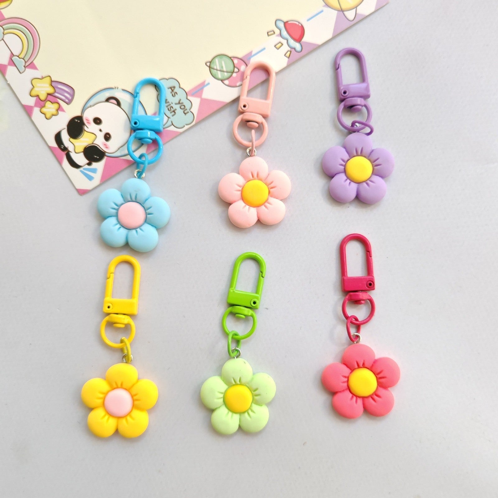 Lightweight Resin Keychain Flower Design