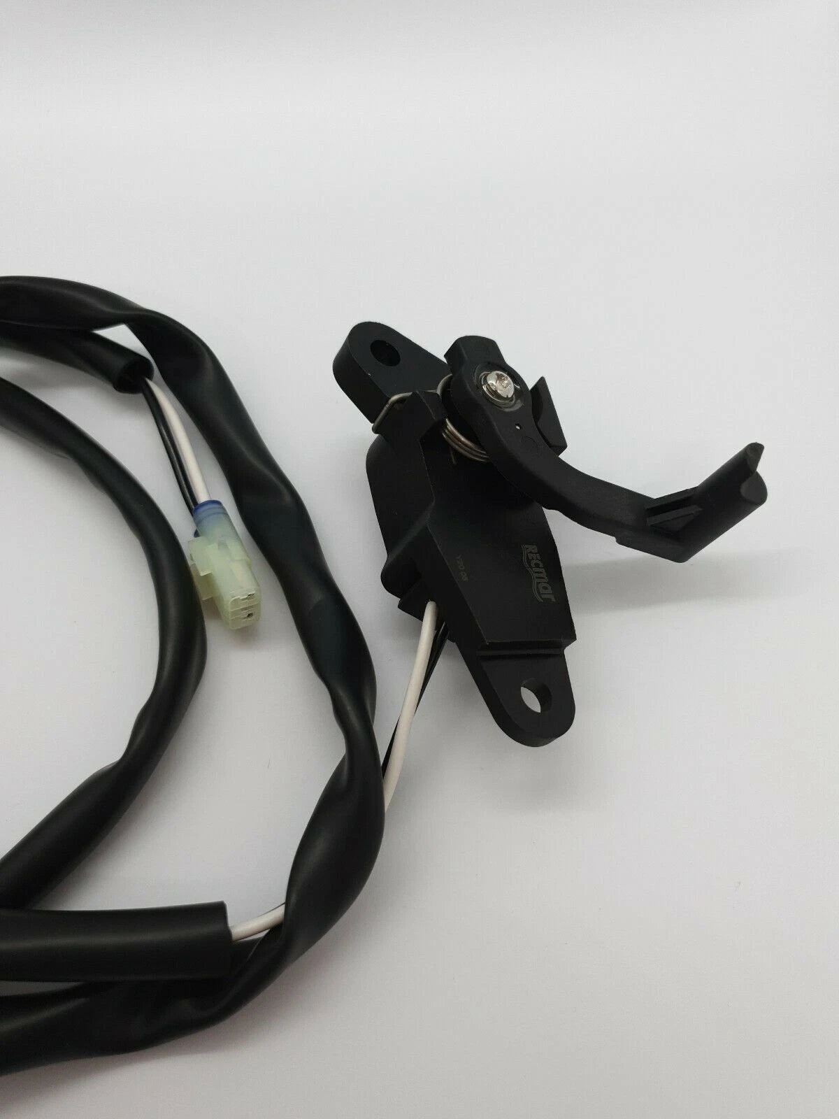 Trim Sender for Suzuki Outboard DF25/DF30/DF40/DF50/DF60/DF70/DF115/DF140/DF150