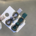 Vintage Hair Bow Design Clip