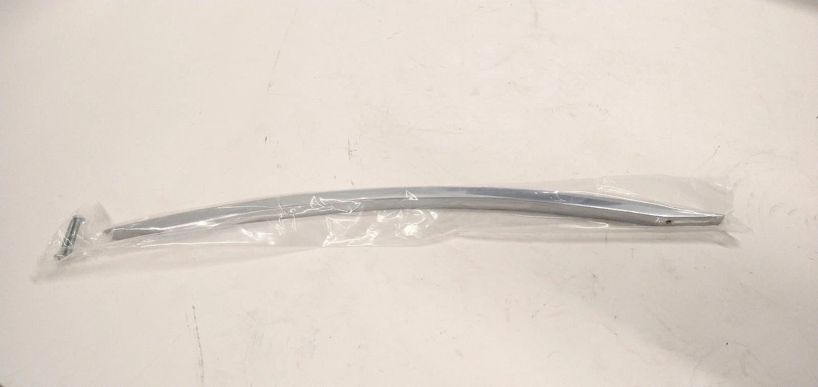 Omnia - 2120635 - Cabinet / Door Pull 14'' 7/8''