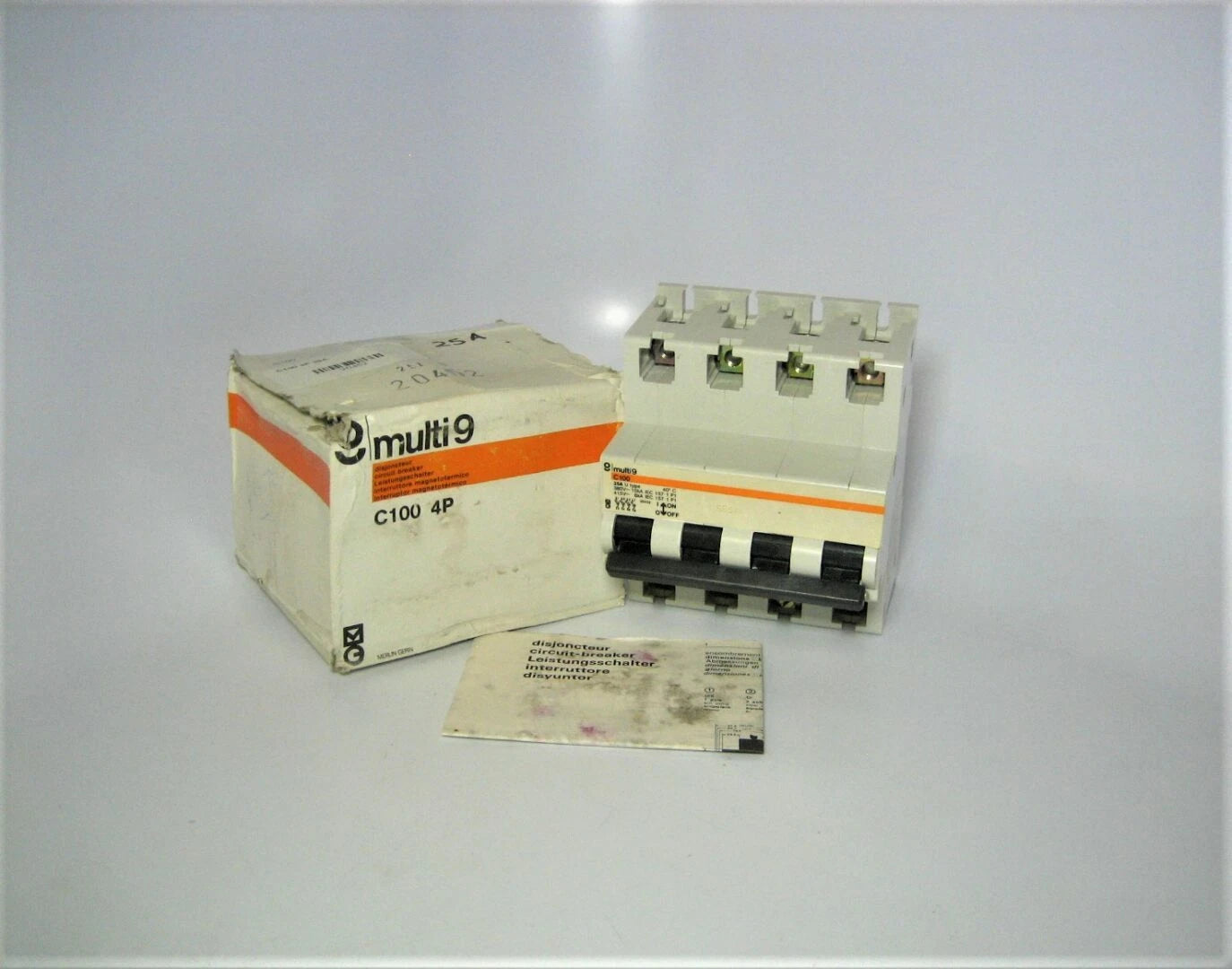 Merlin Gerin 20452 Multi 9 System C100 4-pole 415vac 25amp Circuit