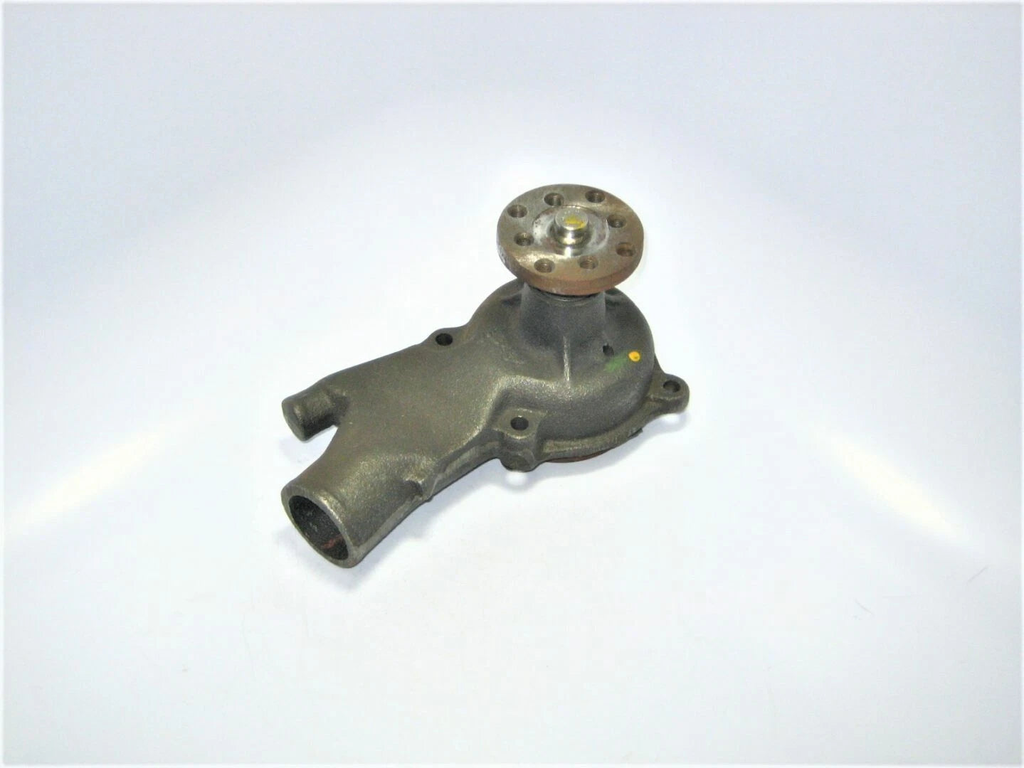 Marine Power 0025-071 3.0l Boat Engine Motor Circulating Water