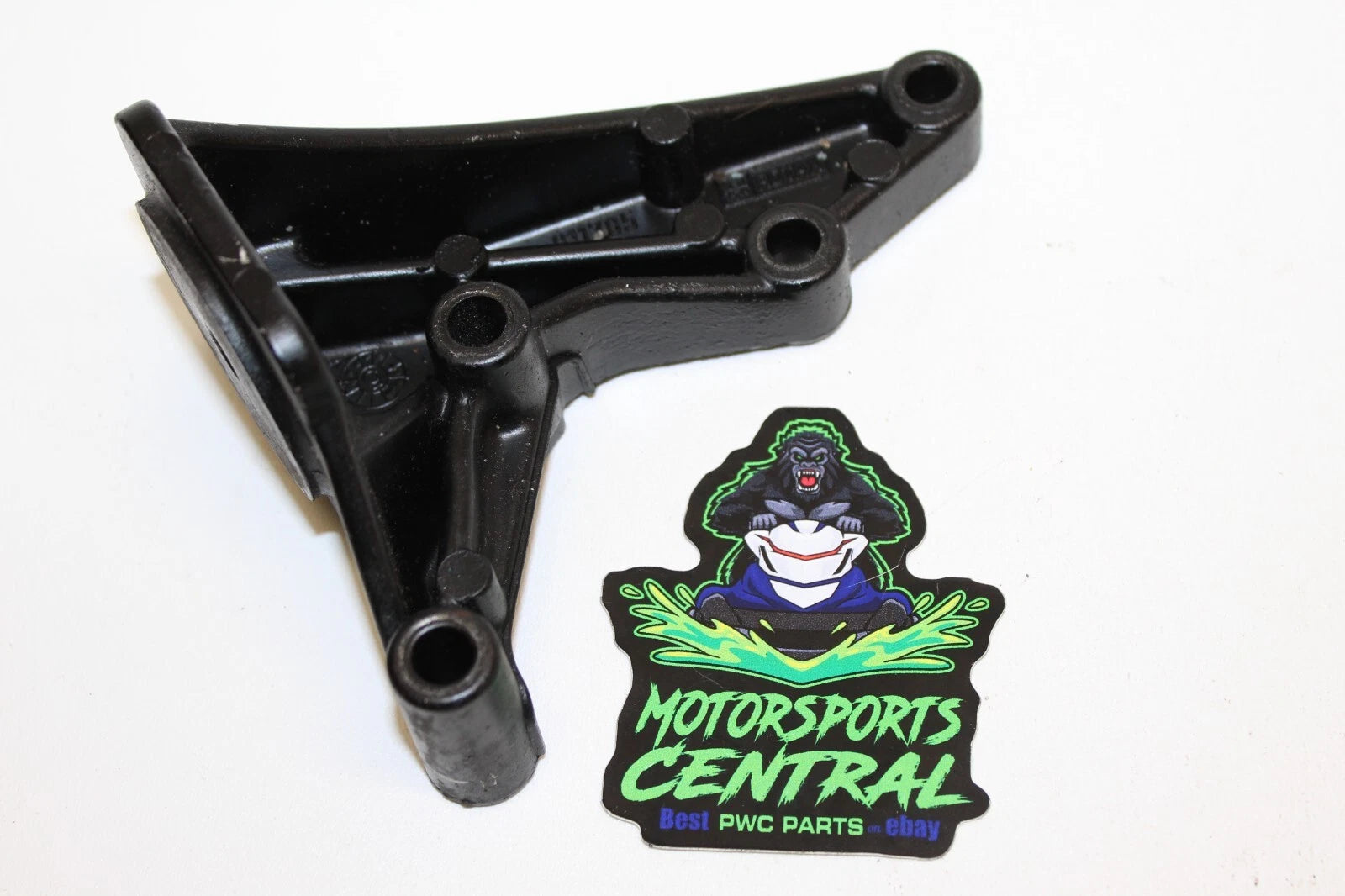 02-25 Seadoo Motor Mount Engine Bracket Pto Intake 420811780 $64 New