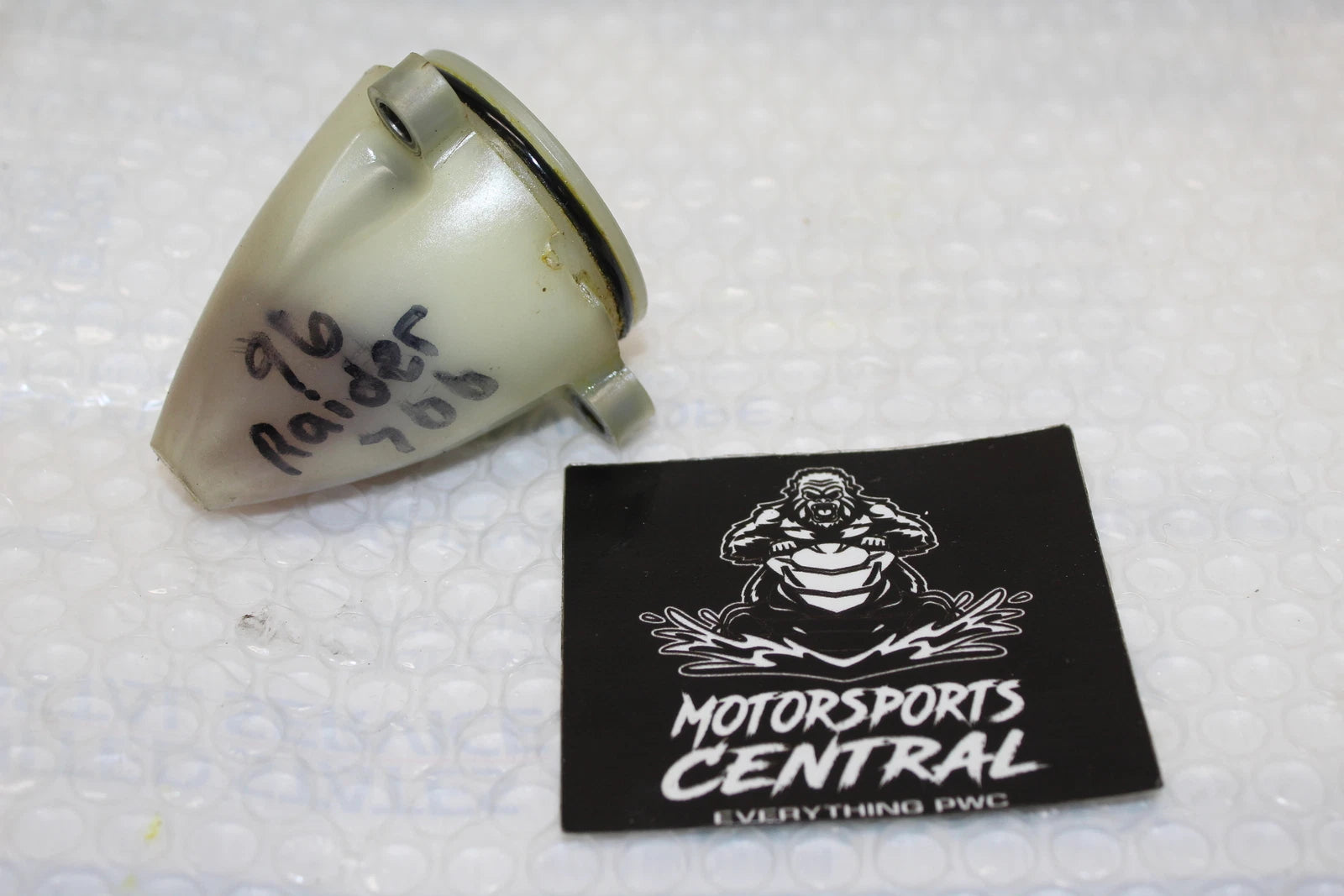 1996 Yamaha Waveraider 700 Jet Pump Plastic Oem Cone Cover