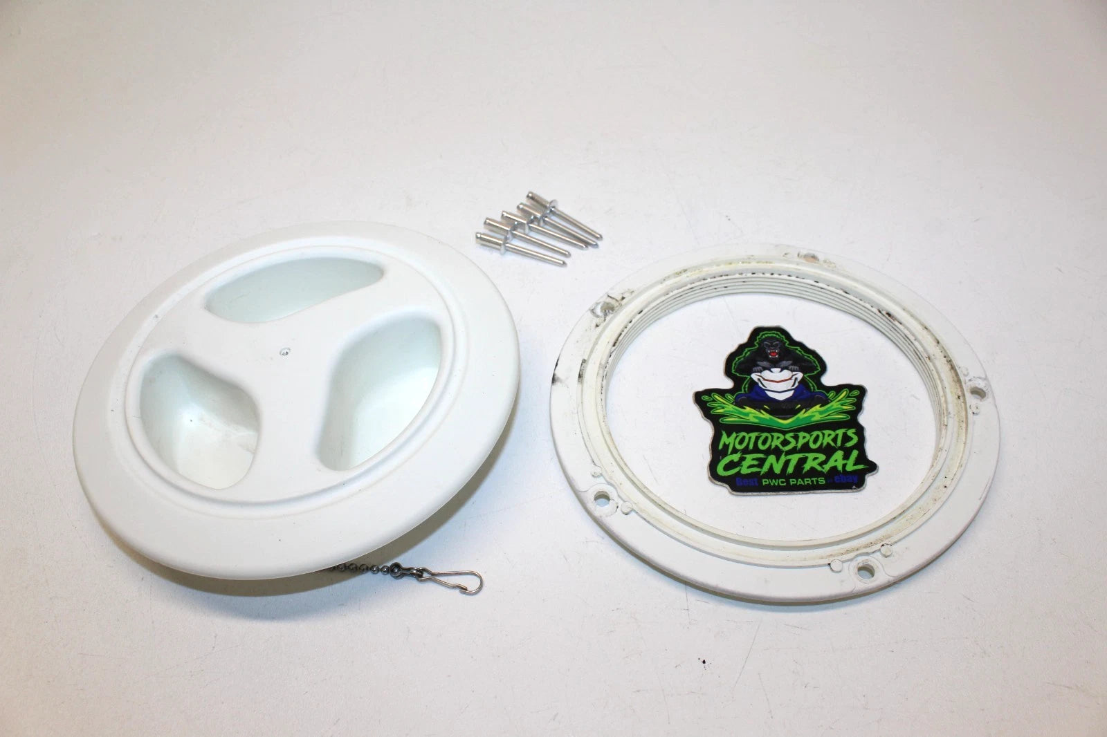97 98 Kawasaki Stx 750 900 Rear Storage Compartment Circle Lid