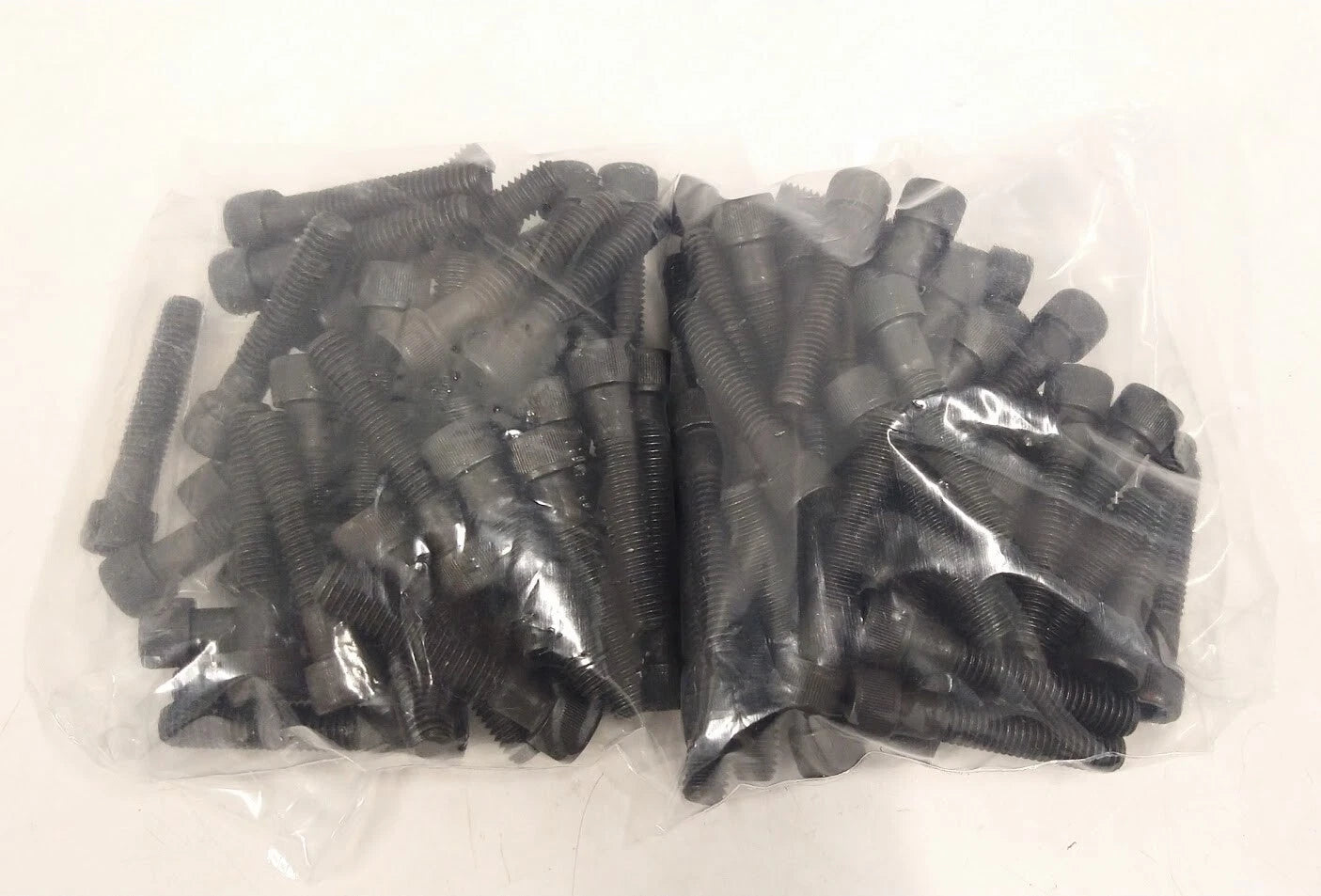 Uh A574 2.5'' Screw / Bolt Set ( 80 Count )