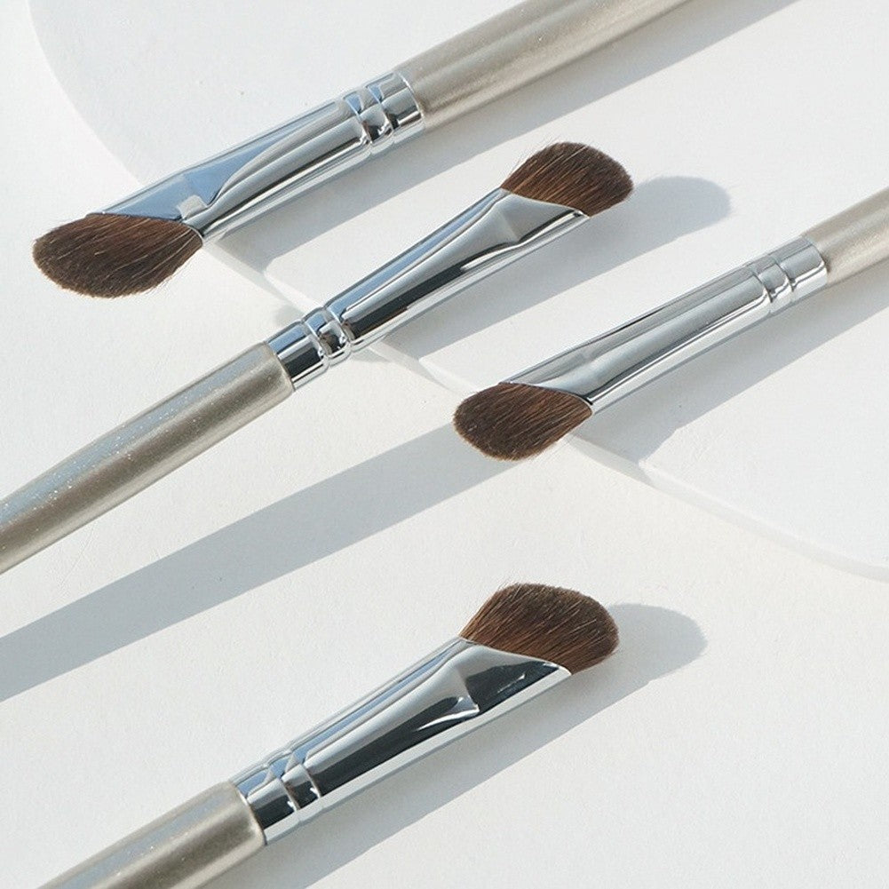 Natural Hair Nose Contour Brush