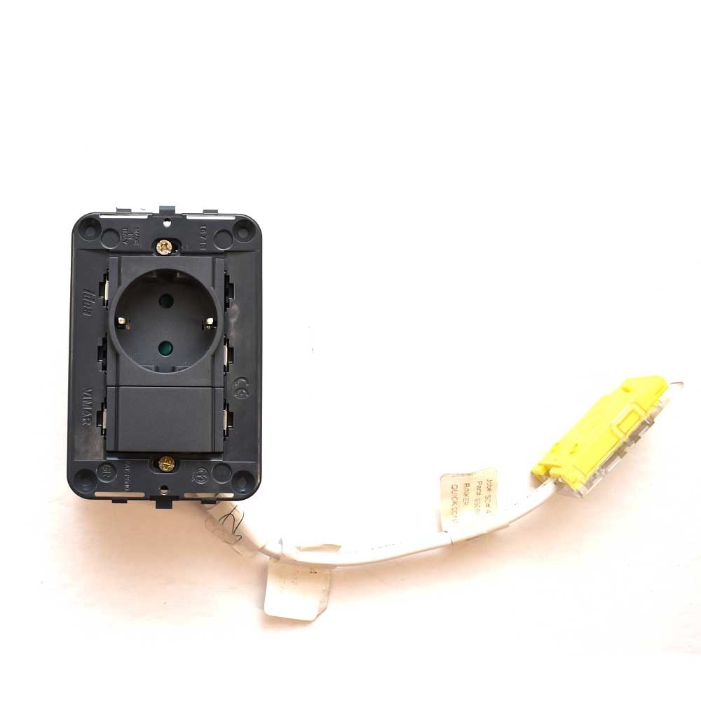 Vimar Boat Outlet Socket 63080 | French 2P+E Sicury 220V 50 - 60 HZOpe