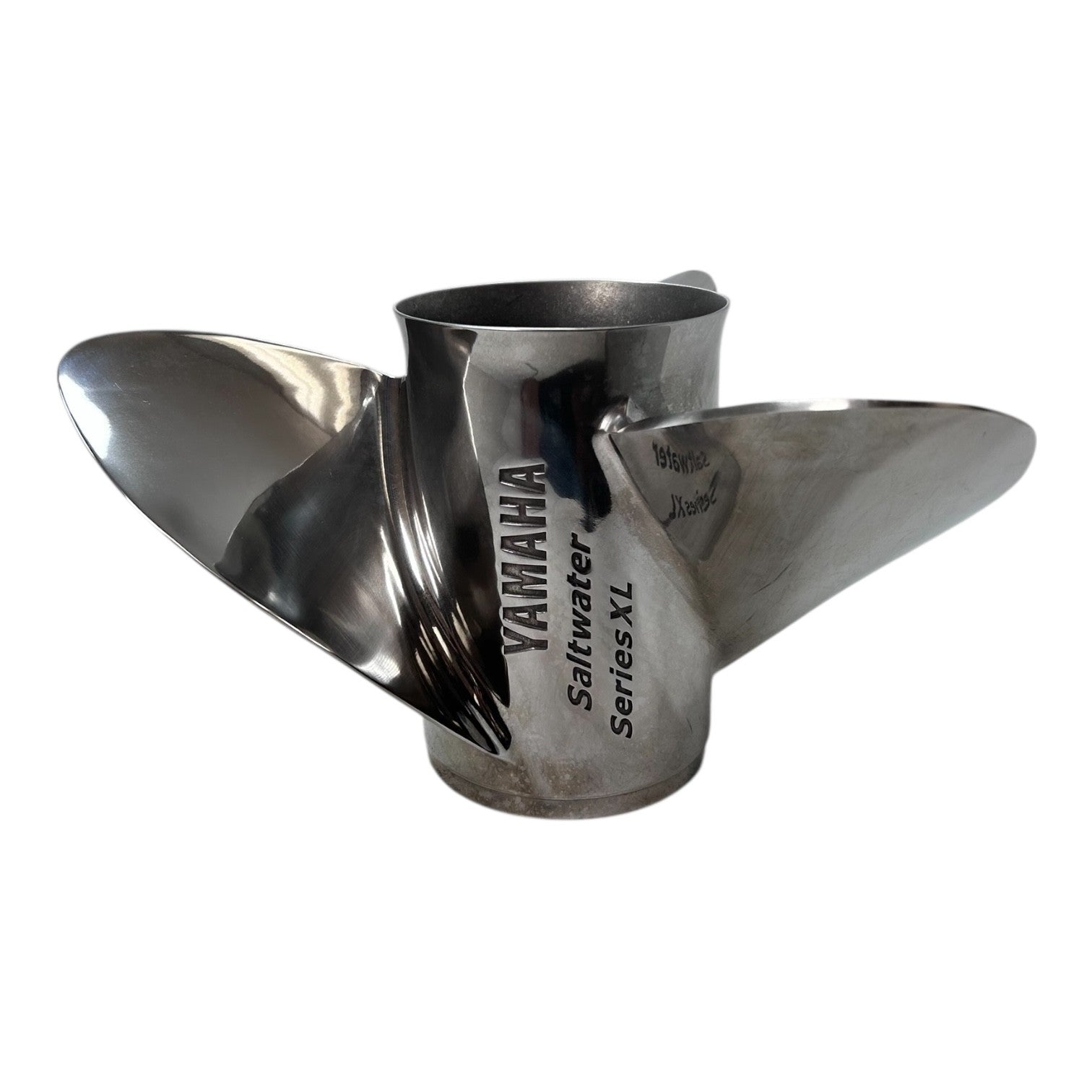 Yamaha 3 X 15 1/4 X 23 Lh, Saltwater Series Xl Sds | Hook & Hull Co