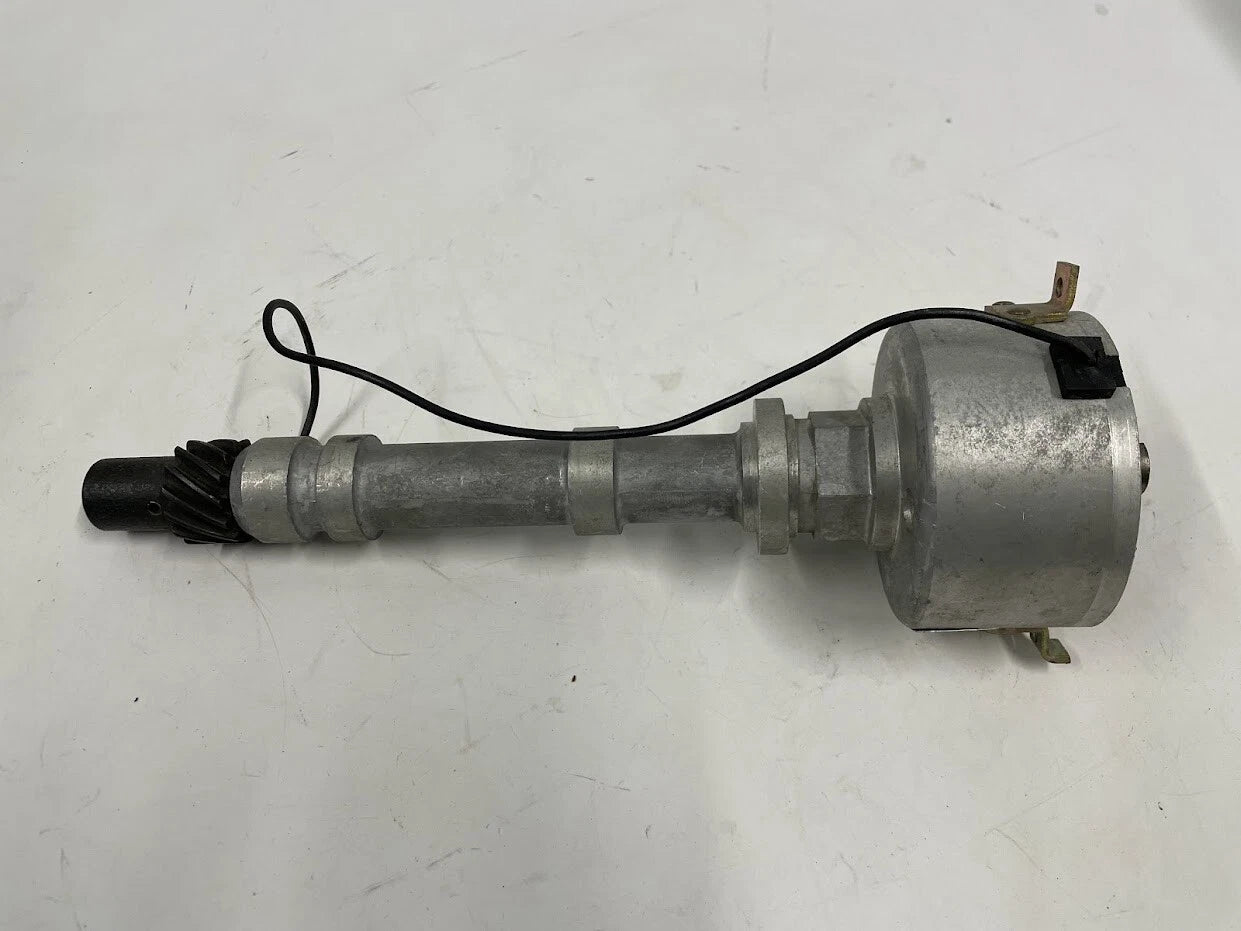 Volvo Penta 856143 Marine V6 Ignition Distributor | Hook & Hull Co