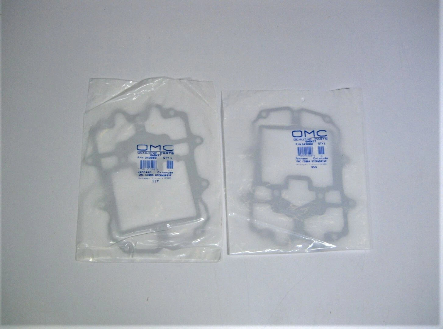 '-New- Omc 343809 Evinrude Johnson Exhaust Plate To | Hook & Hull Co